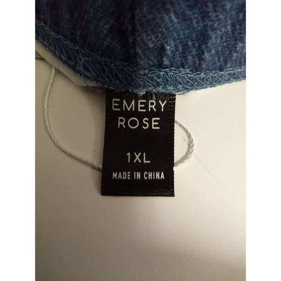 NWT Emery Rose Women's Denim Blue/White Capri/Bike Jean Shorts Size 1XL - Picture 3 of 6
